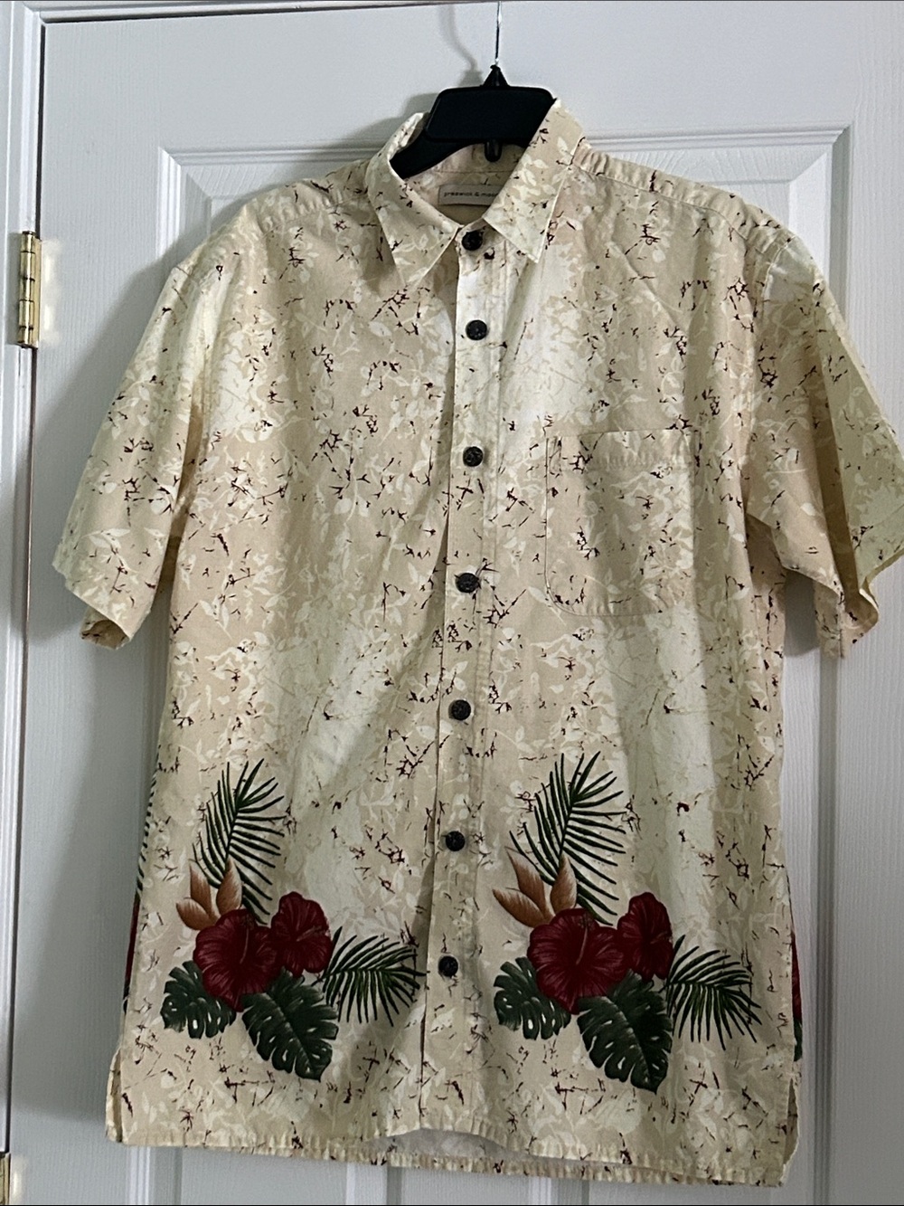 Preswick & Moore Cream Short-Sleeve Button-Down with Red Floral Border